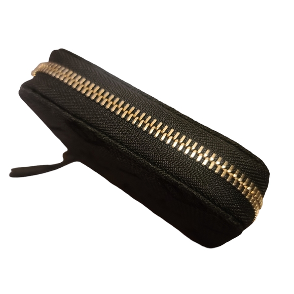 BVLGARI LOGOMANIA CANVAS & LEATHER ZIP WALLET - Picture 4 of 12